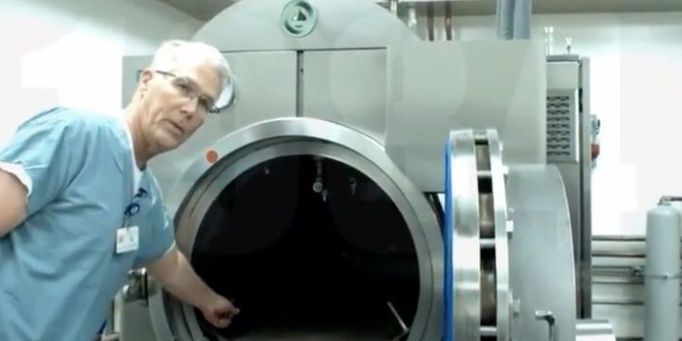 ΦΡΙΚΗ: Υγροποιούν τους ΝΕΚΡΟΥΣ και μετά τους ταΐζουν στους…ΖΩΝΤΑΝΟΥΣ!!!