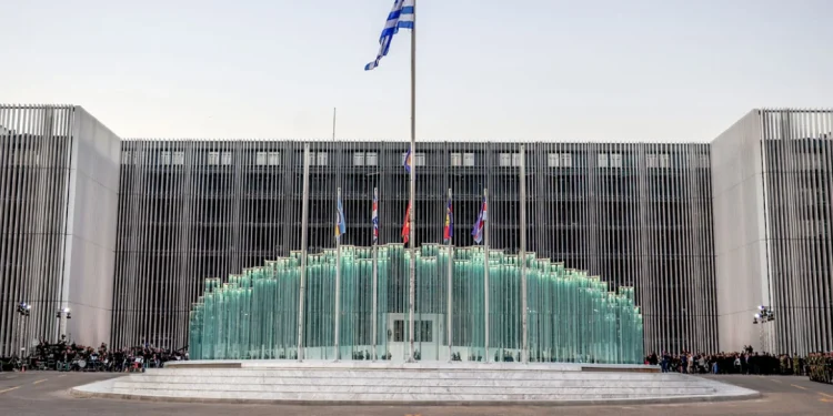 Εικόνα ισχύος το νέο Πεντάγωνο: Η βιοκλιματική όψη, η υπεροπλία στον αέρα και οι παρουσίες στα αποκαλυπτήρια